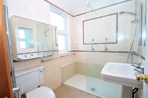 Photo 16- click for photo gallery